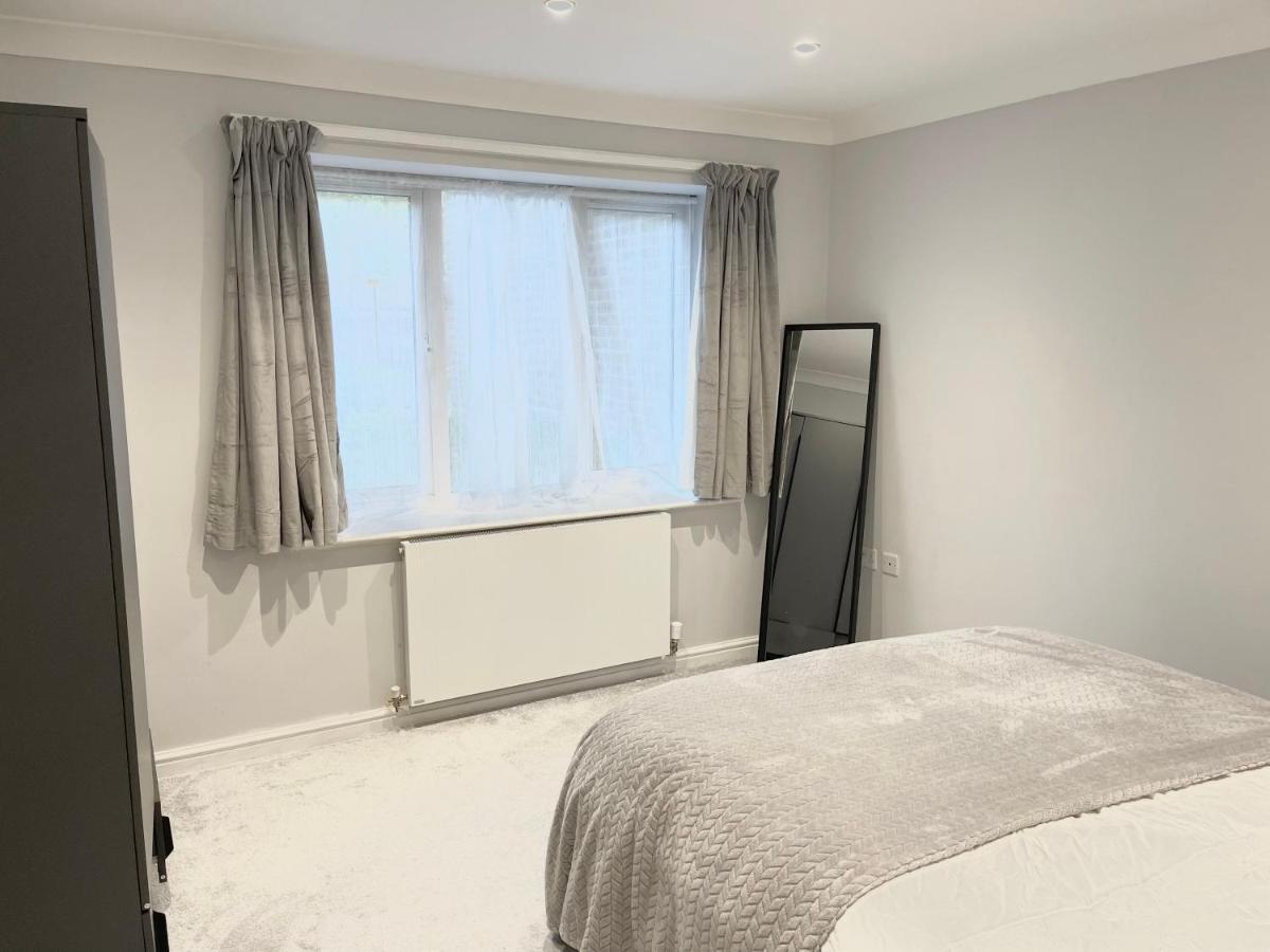 Lovely 1 Bed Apartment, 15Mins From Central London Eksteriør bilde